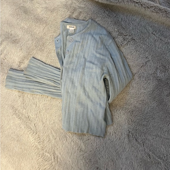 blue long sleeve - Picture 3 of 3